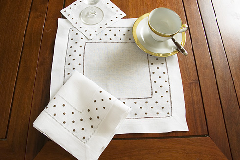 Square linen placemat. Chocolate color Polka Dots. 14"square